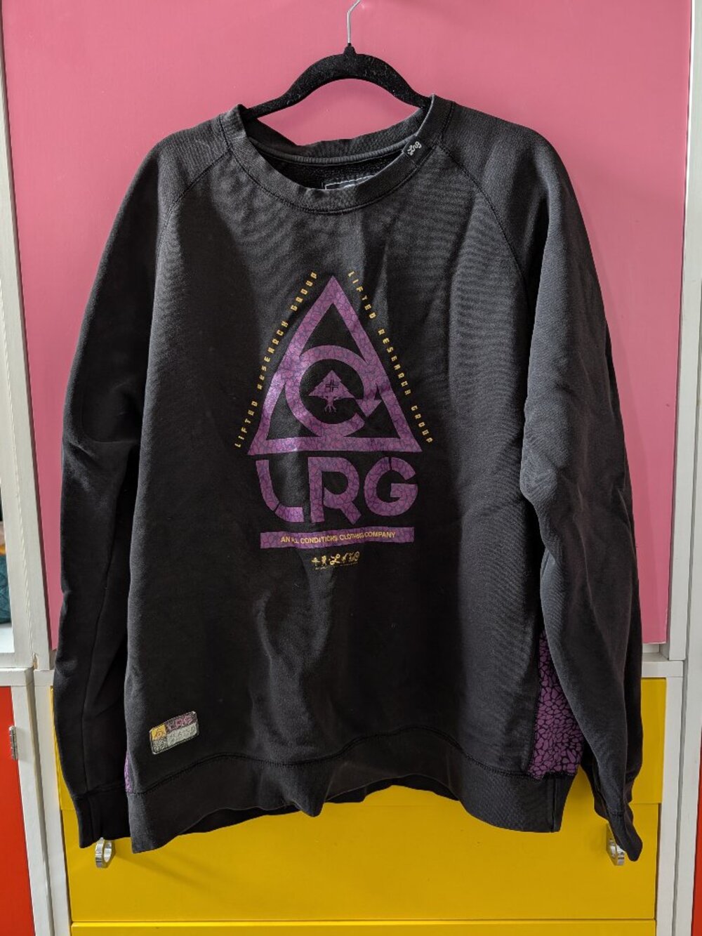 LRG Lifted Research Group Crewneck Sweatshirt Black Purple Logo Size 2XL